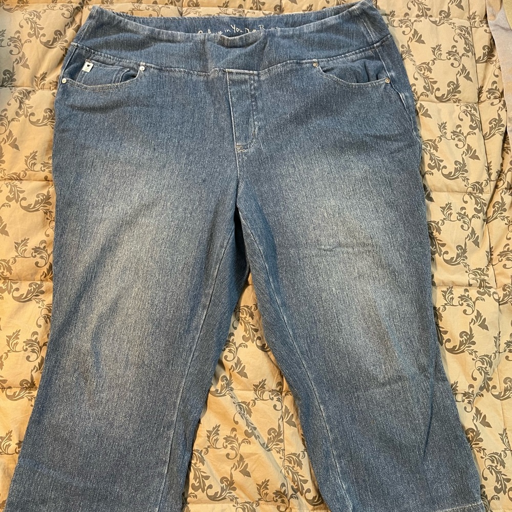 Belle by Kim Gravel crop Jeans